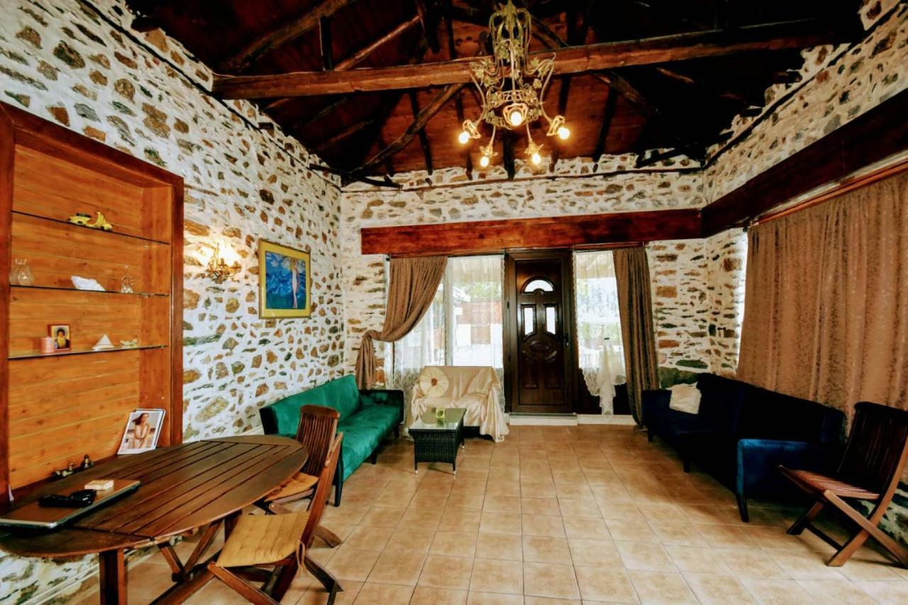 Stone Villa Inside Sea- Kids'Land Platanidia 외부 사진